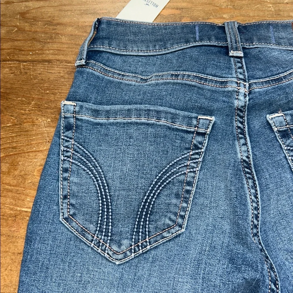Hollister Curvy High-Rise Super Skinny Distressed Jeans -Blue Wash Size 000R W23 - Picture 9 of 12